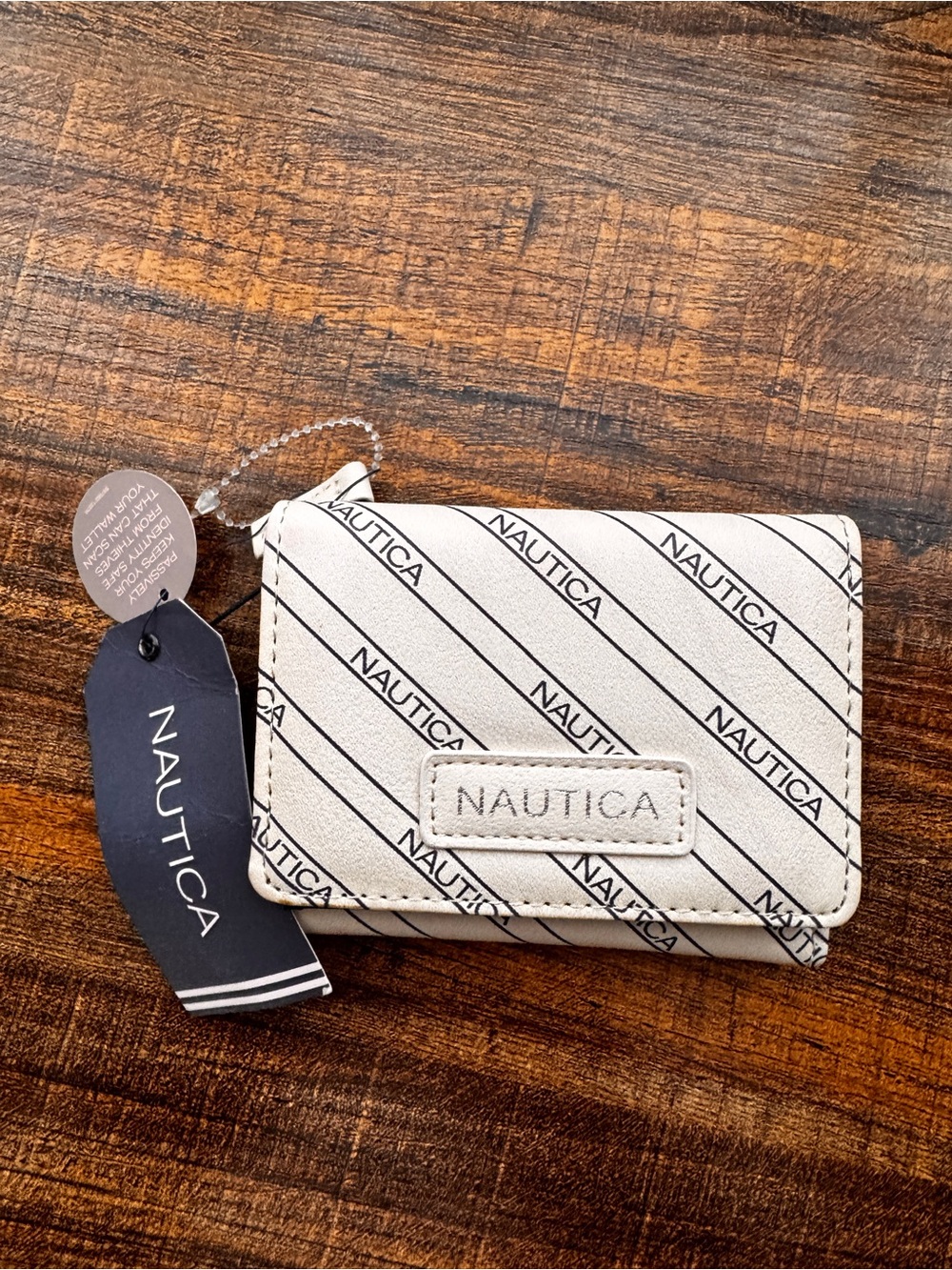 Nautica Women's Small Bifold Wallet White Black Logo Print RFID Blocking NWT